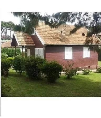 Chale De Madeira - Lareira E Fogueira---Lindo Gramado Com Mesa Para Cafe Da Manha, Churrasqueira E Fogueira Campos do Jordão Exterior photo